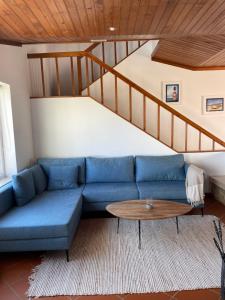 Sunny Villa Minutes from the Beach