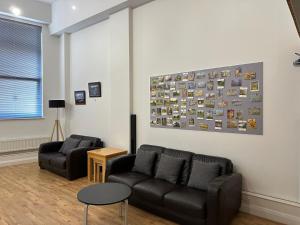 City Centre 3 bedrooms apartment with parking