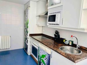 Dúplex pareado con zona exterior