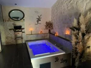 Le Lovy , Studio indépendant avec Jacuzzi - Cavignac