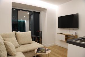 Come&Recome Tirana Apartments - 4-звездочные отели в городе Тирана