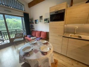 Appartements Charmant appartement a Praz Sur Arly - 5 personnes, parking et casier a ski - FR-1-603-13 : photos des chambres