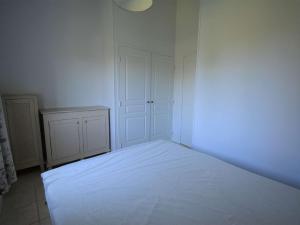 Maisons de vacances Maison Grospierres, 3 pieces, 6 personnes - FR-1-382-185 : photos des chambres