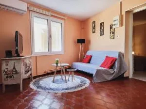 Afentis Apartment - Agia Ermioni