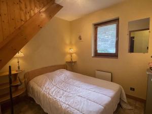 Appartements Appartement lumineux avec mezzanine a Praz-sur-Arly, parking, a 400m du lac - 4 pers. - FR-1-603-64 : photos des chambres