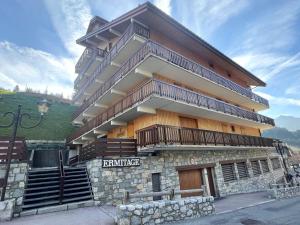 Appartement Duplex 3 Pièces, 6 Pers, Méribel Centre, Proche Pistes - FR-1-411-862