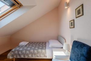 Family-friendly apartments with swimming pool Marusici, Omis - 21377