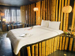 Thang Long Espana Hotel