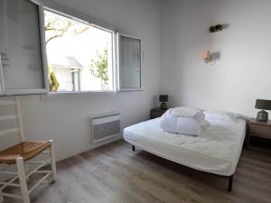 Villa 4P à La Palmyre, proche plage, 7 pers, patio, barbecue, animaux admis - FR-1-705-38