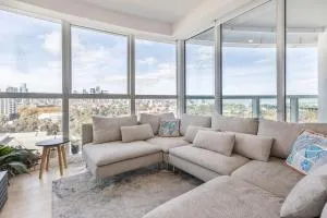 'The Fawn' Relish in Sub-Penthouse Panorama - Kensington