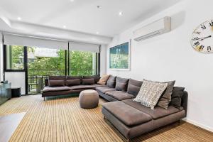 Sunshine Place - Heart of St Kilda with Parking