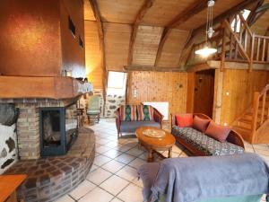 Maisons de vacances Gite Mandailles-Saint-Julien, 4 pieces, 6 personnes - FR-1-742-133 : photos des chambres