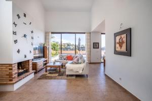 Villa de la Huerta con piscina privada y barbacoa