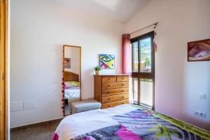 Villa de la Huerta con piscina privada y barbacoa