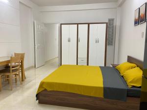 Sol House Saigon Airport