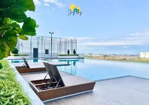 Amber Cove l Luxury Seaview 2BR l 6-8pax l GamesRoom l City Centre l Jonker St by Jay Stay - Siapiapi