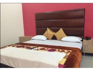 HOTEL ROYAL VATIKA, Narmadapuram - Itārsi