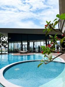 Kenwingston Skyloft Apartment Doorsteps to BRT Subang USJ