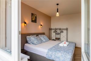 EVA-Modern 2 bedroom apartment seaside Oostende