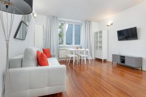 Rejtana Comfortable Apartment Warsaw Mokotów by Renters