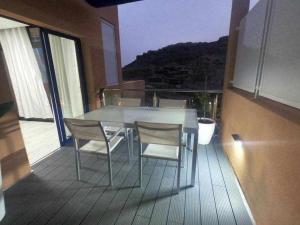 Apartamento con diseño moderno y piscina Taurito