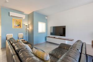 Annitchka Mansions - Penthouse in central Malta