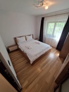 Urban George Enescu 4 BeedRoom Apartment Suceava