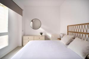 Avenida de Asturias Apartment B