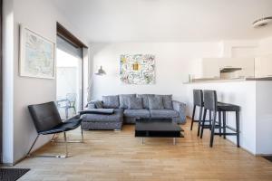 Panoramic Penthouse with Rooftop Terrace & Parking for 2 Cars