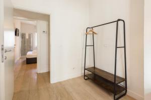 Novella Contemporary Apartment by Mmega