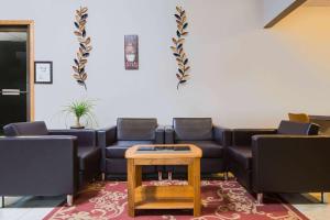 Super 8 by Wyndham Pella