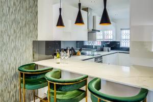 De Waterkant Townhouse with pool access 116 DWP