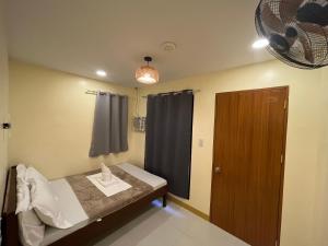 Cozy Coron Inn