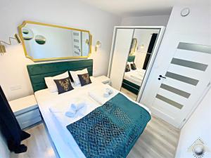 Apartament ZŁoty Jeleń - z Kominkiem - ścisłe Centrum miasta- Sauna - Widok na Góry