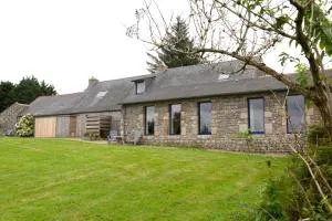 Studio vue magique proche Locronan - Kergoat