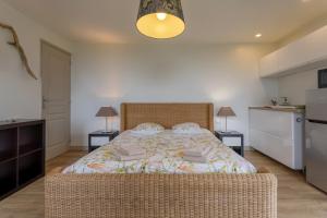 Studio vue magique proche Locronan