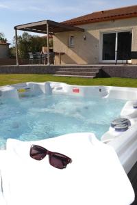 Villas Superbe villa Classee jardin avec jacuzzis a 5 min des plages 7CVAULX5 : photos des chambres