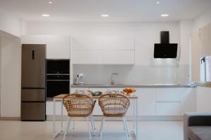 Las Canteras Beach Suites