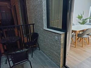 Luxury 2 BR Apartment in Isani