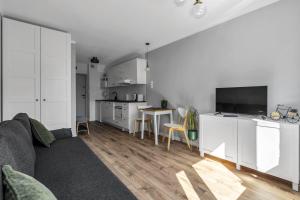 Warsaw City Center Studio - Park, Subway Nearby - by Rentujemy