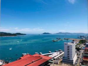 Maxhome at The Shore Kota Kinabalu