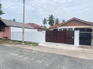 Homestay Sura Dungun - Kampong Sura Masjid