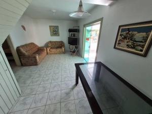 LINDO SOBRADO COM 7 QUARTOS NA BARRA DO ITAPOCU