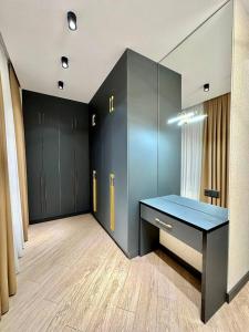Warovska Home