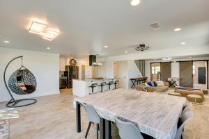 Cozy Interior and Lake View McKinney Ranch Home!