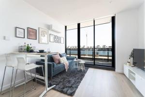 Waterfront apt Mels Collins Street FREE PARKING#CWG