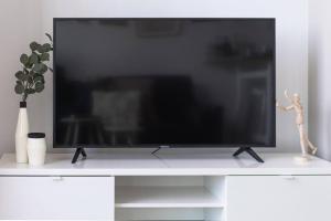 Waterfront apt Mels Collins Street FREE PARKING#CWG