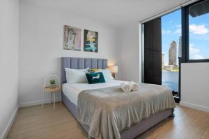Waterfront apt Mels Collins Street FREE Parking#CW02