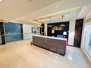 Hotel Aura IP Grand By Qotel Karkardooma Metro Station New Delhi