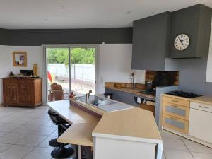 Villas Grande villa entre mer et montagne : photos des chambres